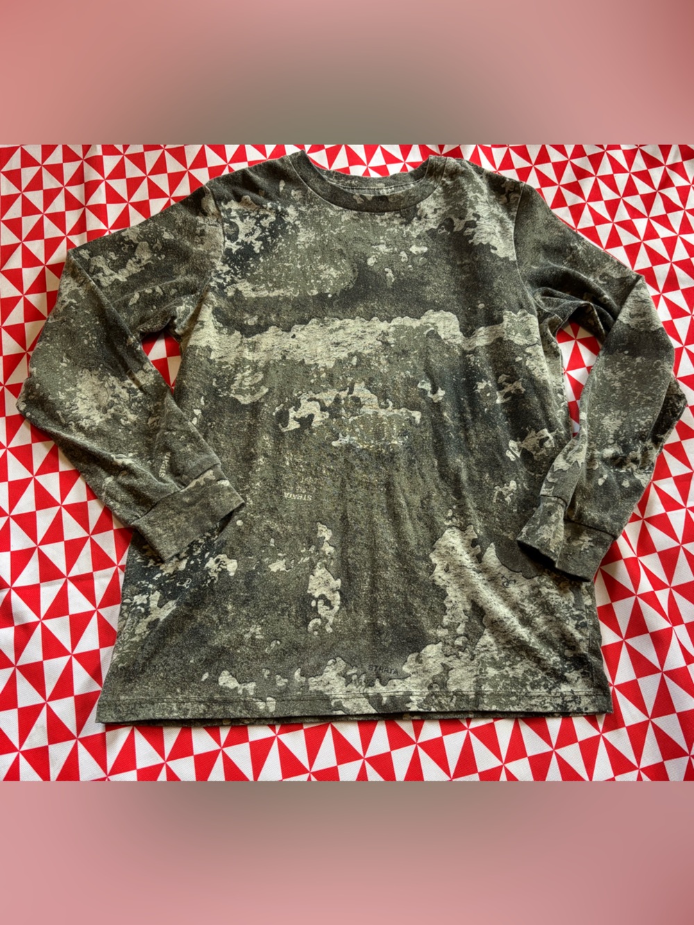 Boys large redhead long sleeve shirt
